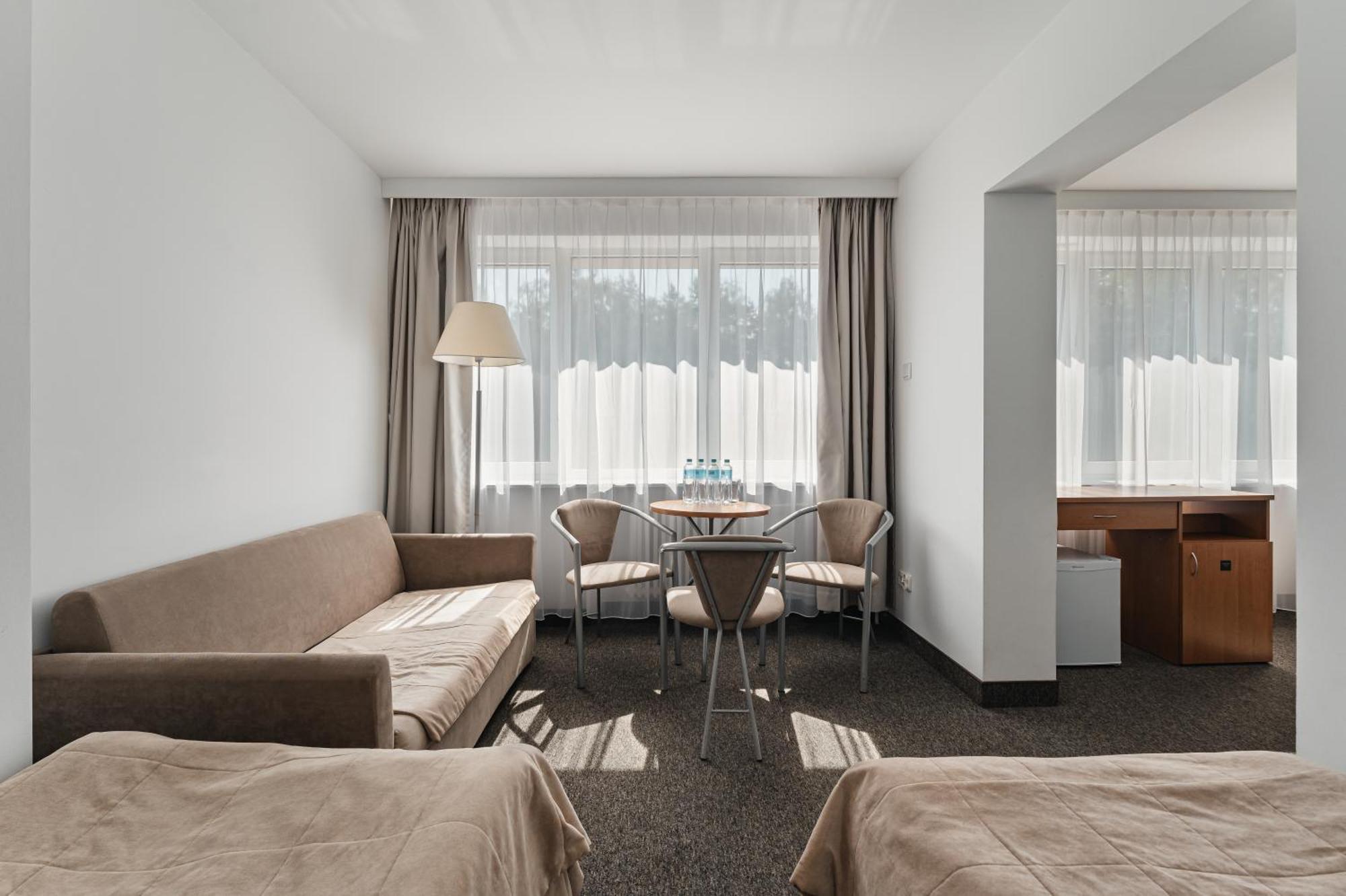 Rewita Rynia Hotel Bialobrzegi  Bagian luar foto