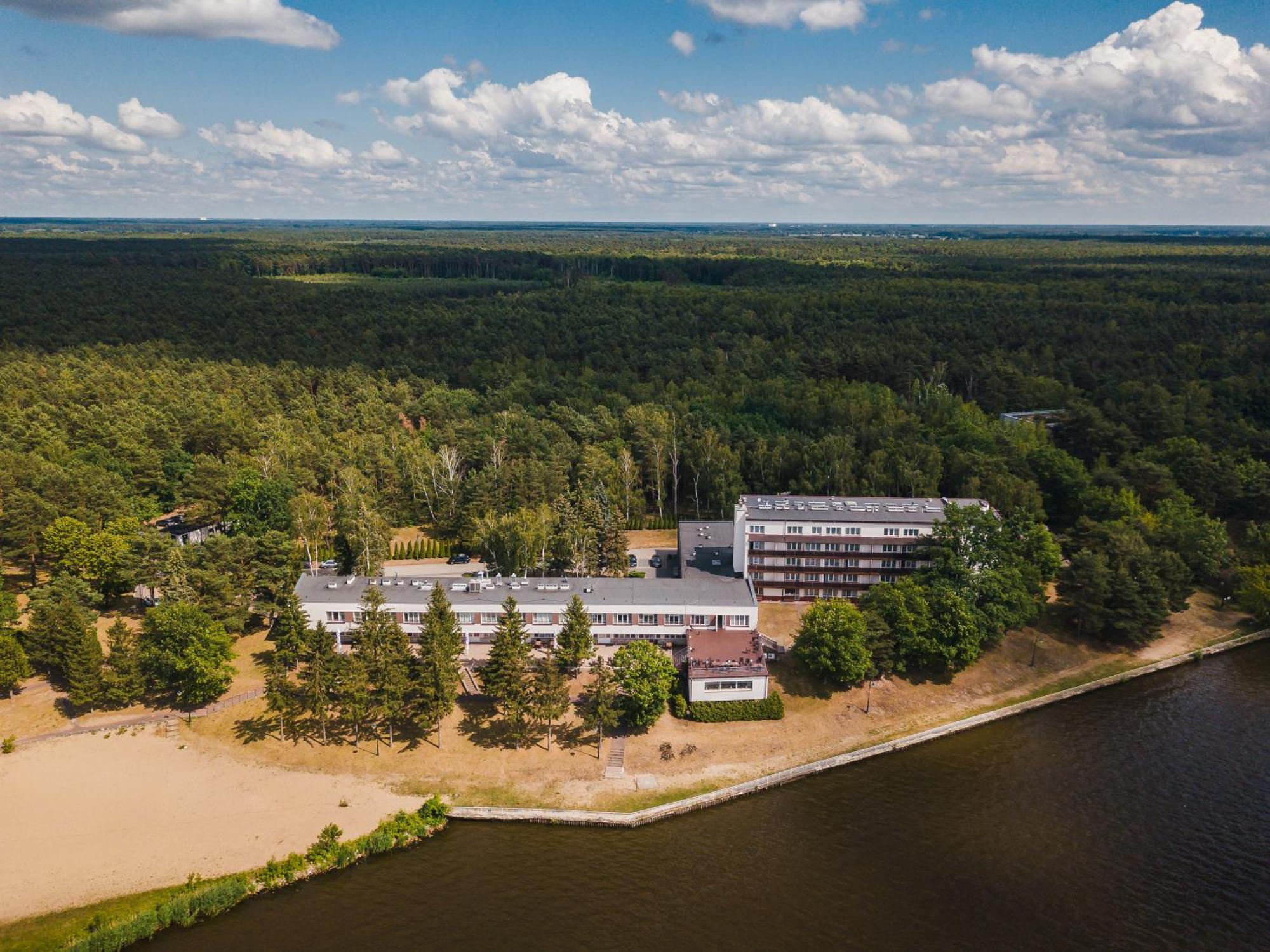 Rewita Rynia Hotel Bialobrzegi  Bagian luar foto